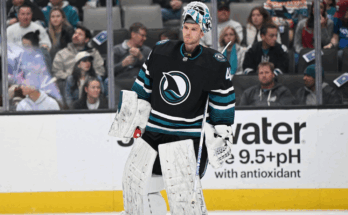 Баффало Сэйбрз ищет обмен для Александра Георгиева