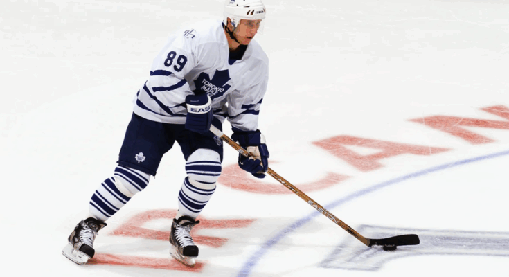 Торжественное включение Александра Могильного в Зал хоккейной славы